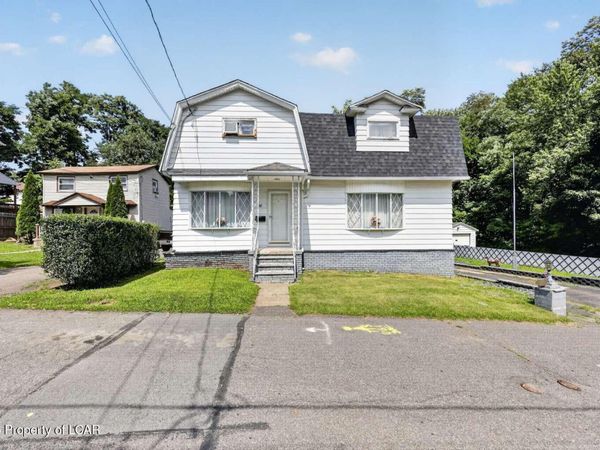 26 Crow Street, Plains, PA 18705