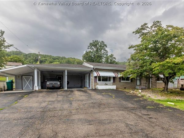 19 Stewart Park, Cross Lanes, WV 25313
