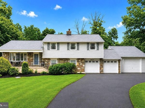 2861 HICKORY HILL, EAGLEVILLE, PA 19403