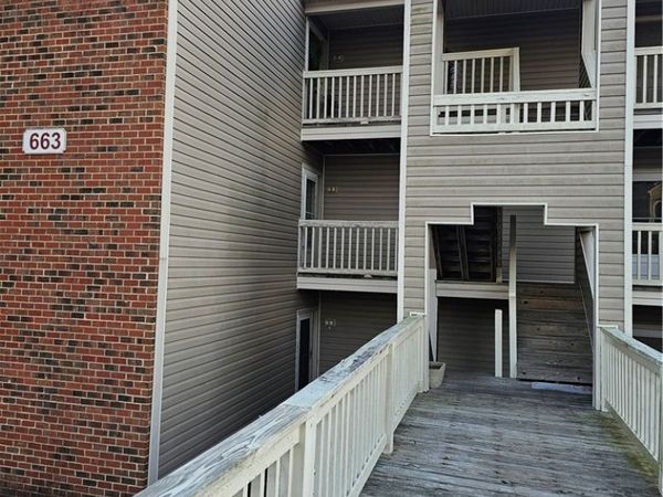 663 Bartons Landing Place #9 Place, Fayetteville, NC 28314
