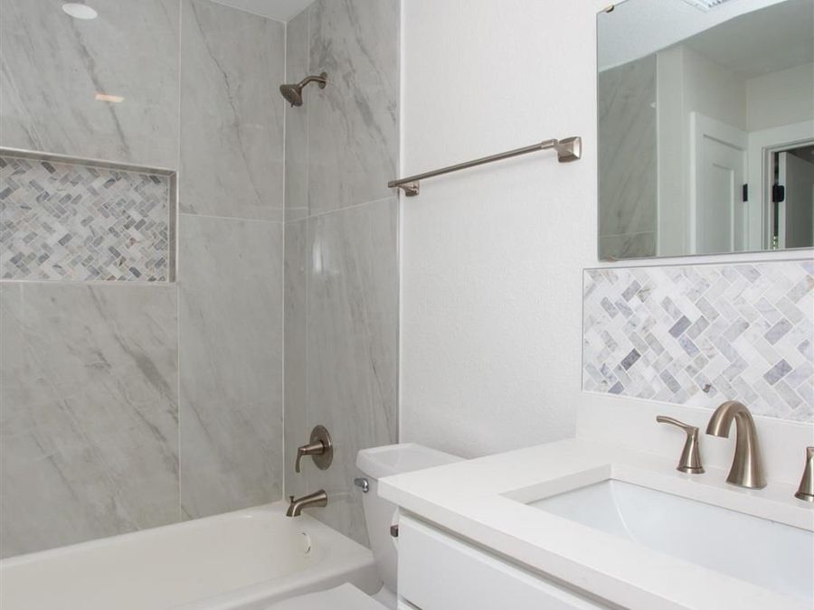 Property Image 58