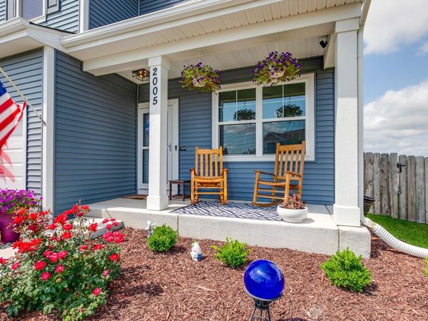 2005 Winterberry Trail, Wonder Lake, IL 60097