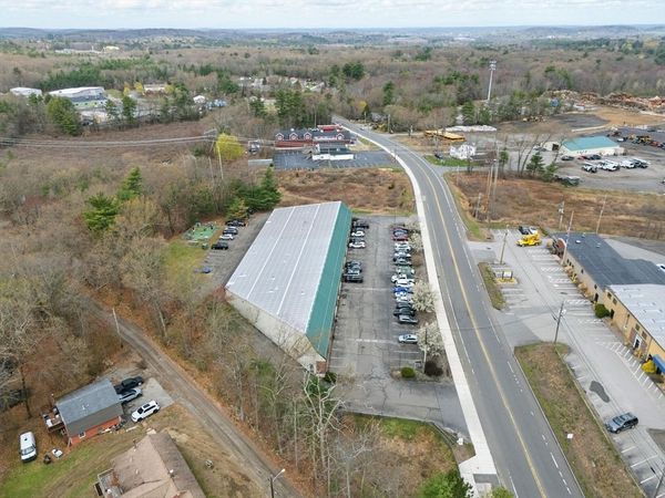 939 Salem St, Unit 5, Groveland, MA 01834