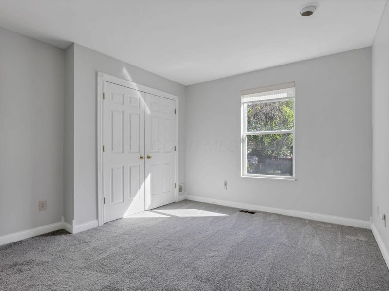 592 Bradley Street, Columbus, OH 43201 Photo 44