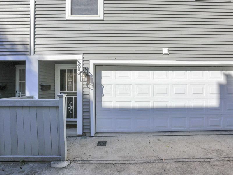 592 Bradley Street, Columbus, OH 43201 Photo 7