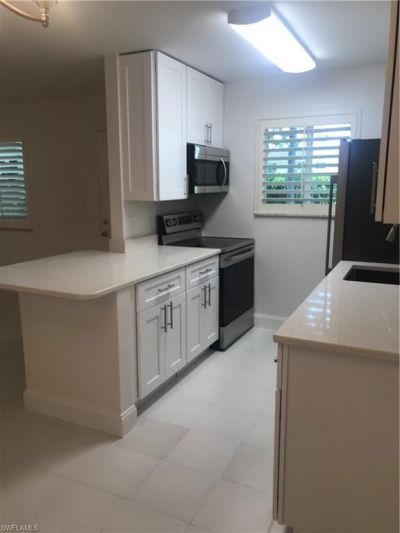 523 Broad Ave S, Unit 523, Naples, FL 34102 Photo