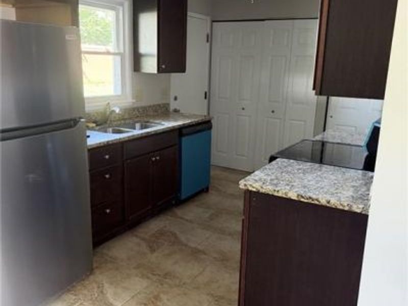 95 Peach Grove Avenue, Dayton, OH 45458 Photo 6