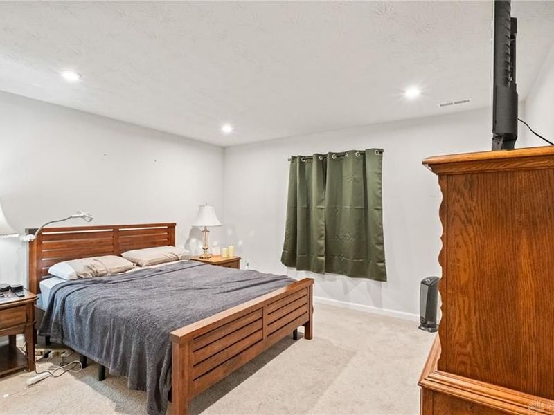 9247 Lakeside Street, Tipp City, OH 45371 Photo 19