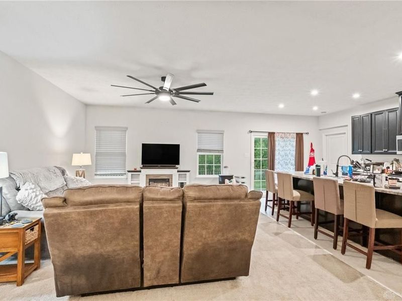 9247 Lakeside Street, Tipp City, OH 45371 Photo 6