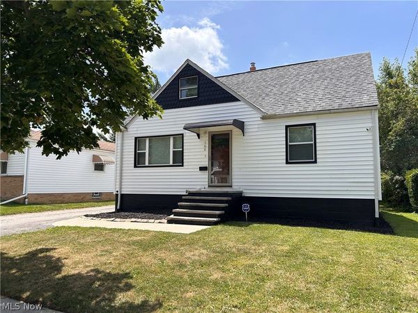 168 Henry Street , Bedford, OH 44146