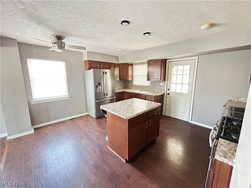 168 Henry Street, Bedford, OH 44146 Photo 11