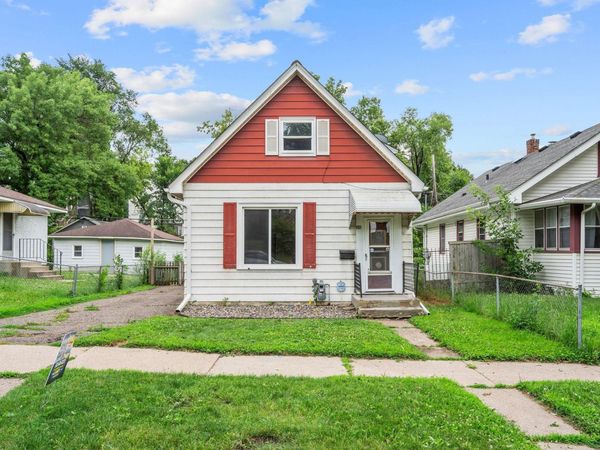 346 Geranium Avenue E, Saint Paul, MN 55130
