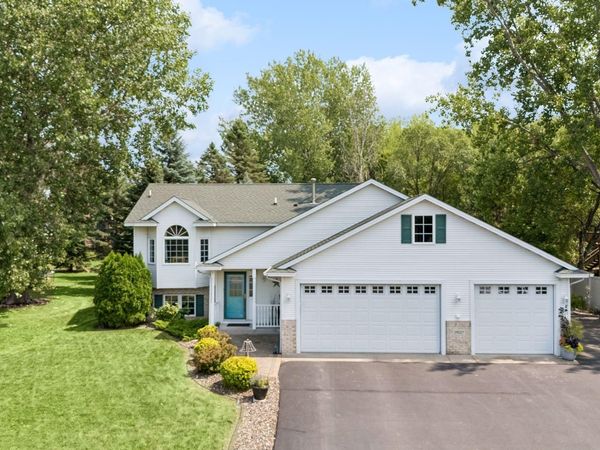 29527 295th Lane, Lindstrom, MN 55045