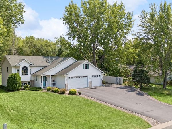 29527 295th Lane, Lindstrom, MN 55045