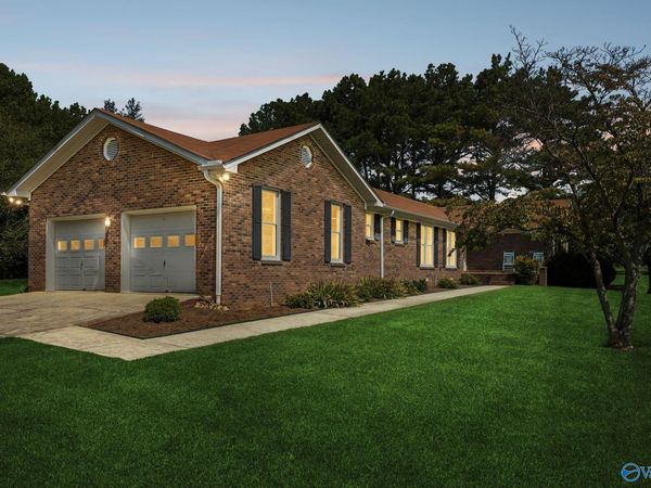 296 Mulberry Road, Hazel Green, AL 35750