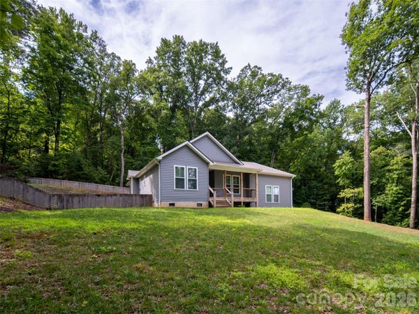 208 Robinson Hollow Drive , Candler, NC 28715