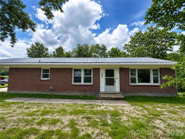 440 US 19e Highway, Spruce Pine, NC 28777