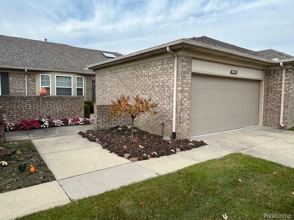 49777 HIDDEN VALLEY Drive , Macomb Township, Mi 48044