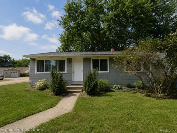 2997 Woodlawn Street, Commerce Township, Mi 48390