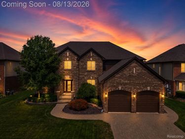 20727 Vesper Drive, Macomb Township, Mi 48044