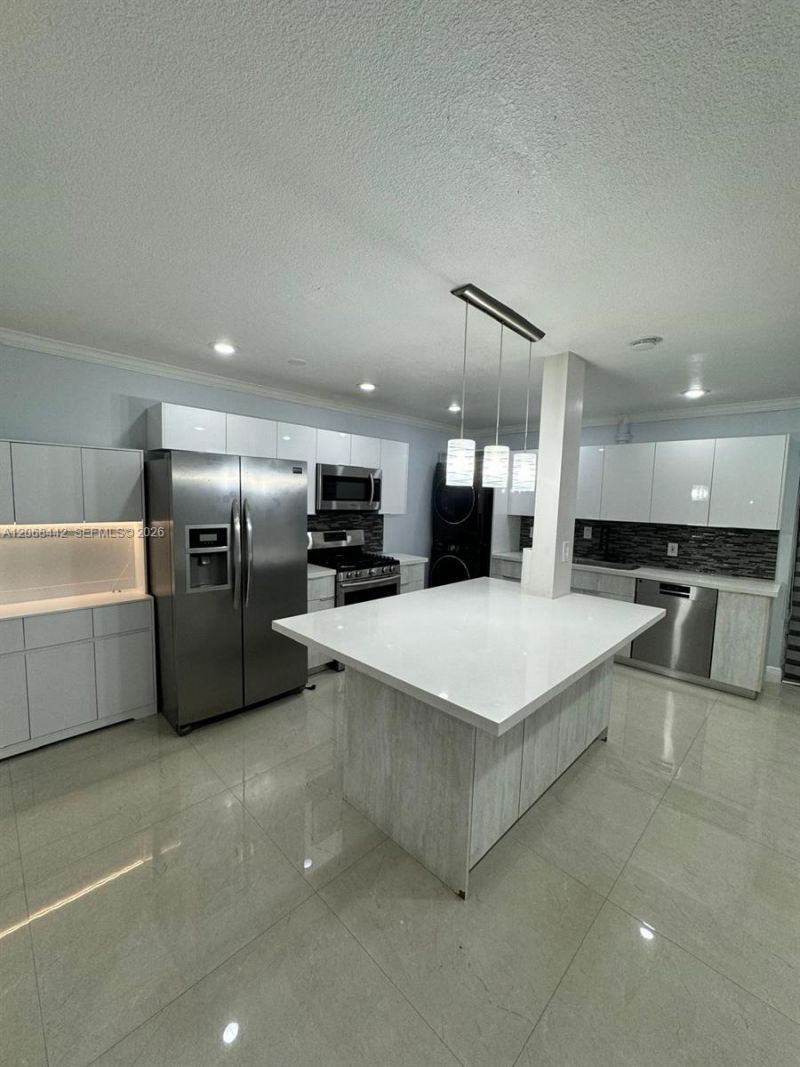 6812 Brookline Dr, Unit 6812, Hialeah, FL 33015 Photo