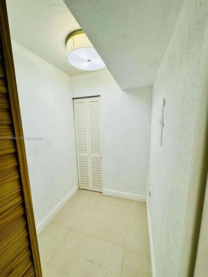 6812 Brookline Dr, Unit 6812, Hialeah, FL 33015 Photo