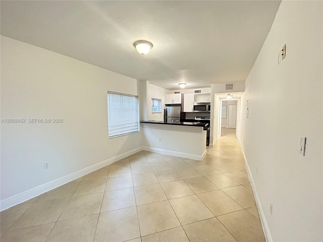 1034 Lenox Ave, Unit 10, Miami Beach, FL 33139 Photo