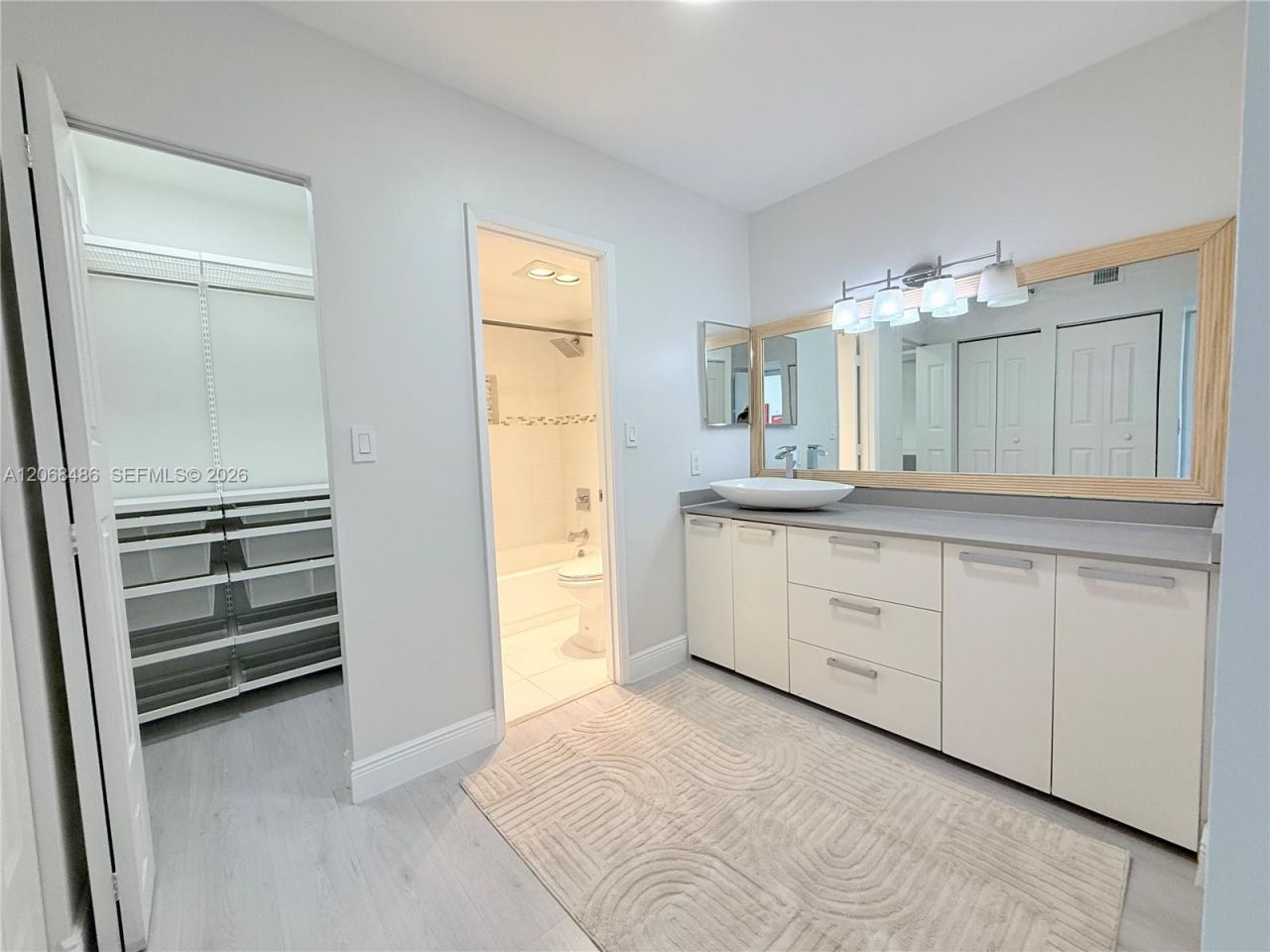 20355 NE 34th Ct, Unit 324, Aventura, FL 33180 Photo