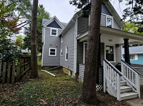 Main Photo