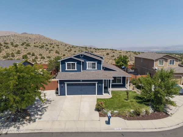 7539 Cezanne Court, Sun Valley, NV 89433