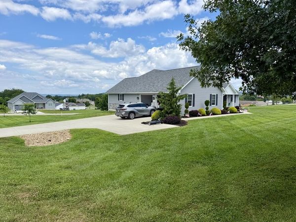 97 Trinity Lane, Piketon, OH 45661
