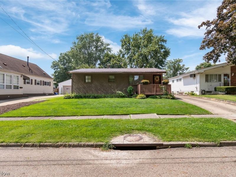 2956 Stockton Street , Akron, OH 44314 Photo 2