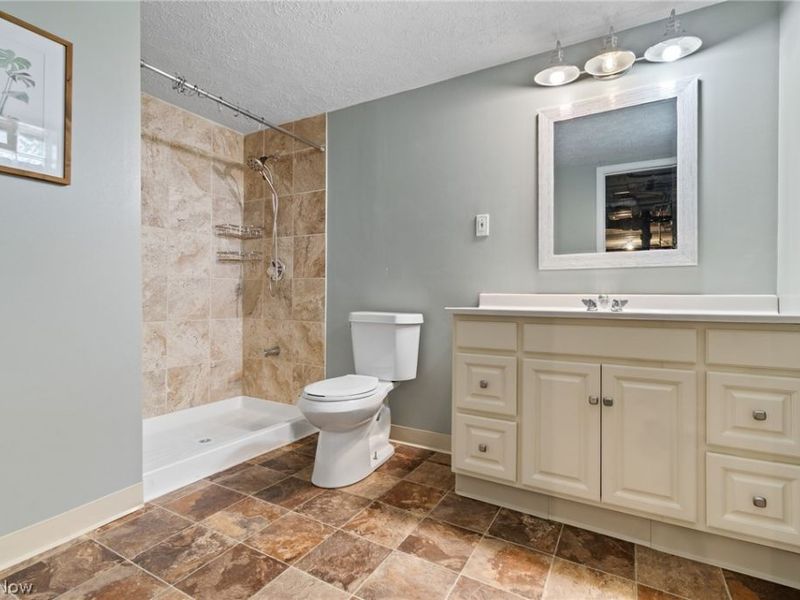 2956 Stockton Street , Akron, OH 44314 Photo 24