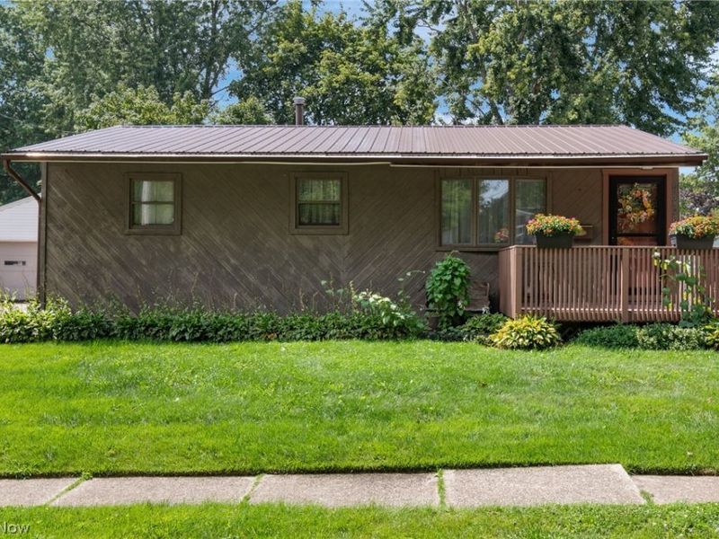 2956 Stockton Street , Akron, OH 44314 Photo 4