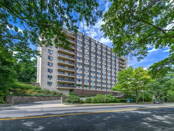 125 Lake Street , Unit 6-D North, White Plains, NY 10604