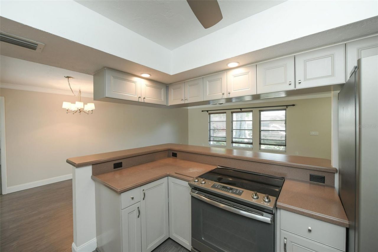 1625 Bay Hill Circle, Sarasota, FL 34232 Photo