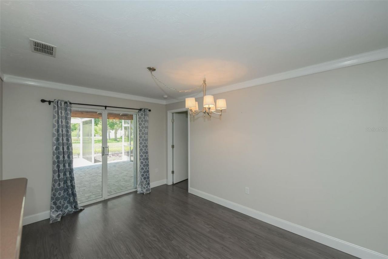 1625 Bay Hill Circle, Sarasota, FL 34232 Photo
