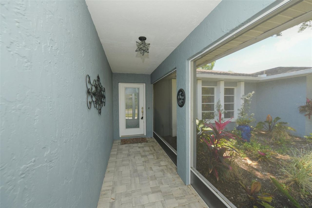 1625 Bay Hill Circle, Sarasota, FL 34232 Photo