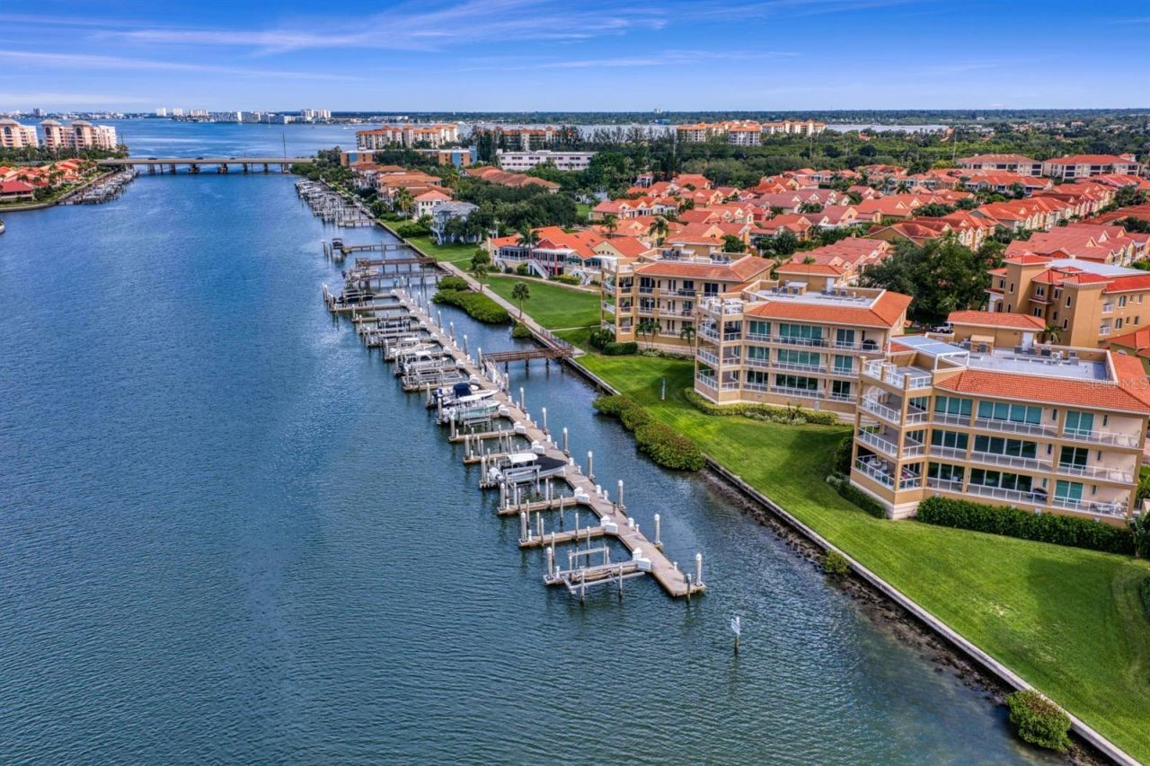 43 Bayview Court S, Unit A, Saint Petersburg, FL 33711 Photo