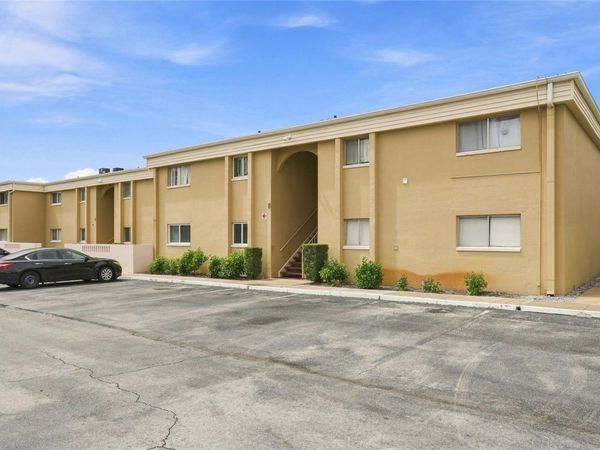 1000 LAKE OF THE WOODS BOULEVARD , Unit 105E, FERN PARK, FL 32730