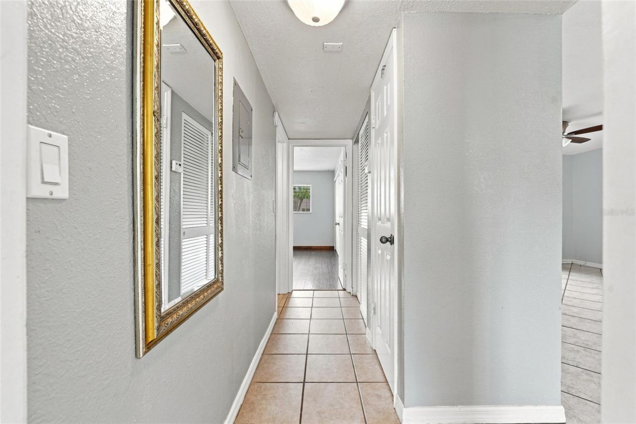 1000 Lake Of The Woods Boulevard, Unit 105E, Fern Park, FL 32730 Photo