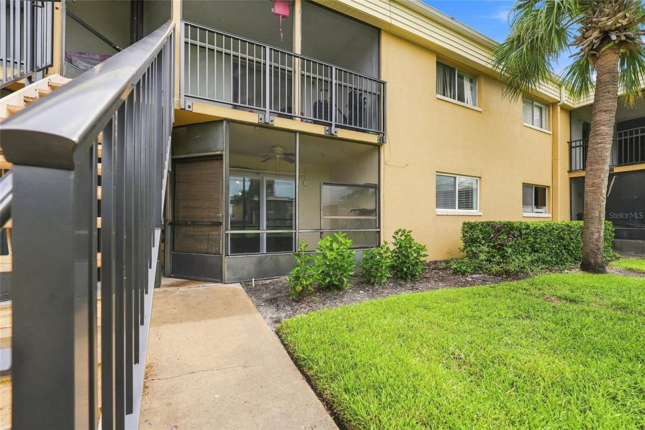 1000 Lake Of The Woods Boulevard, Unit 105E, Fern Park, FL 32730 Photo