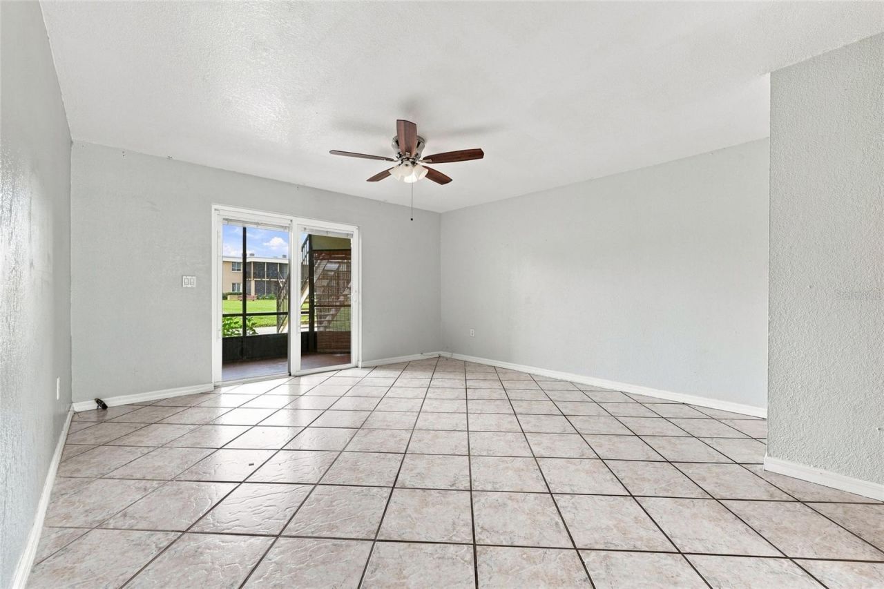 1000 Lake Of The Woods Boulevard, Unit 105E, Fern Park, FL 32730 Photo