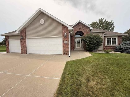4600 FIELDSTONE COURT Sioux City, IA 51106