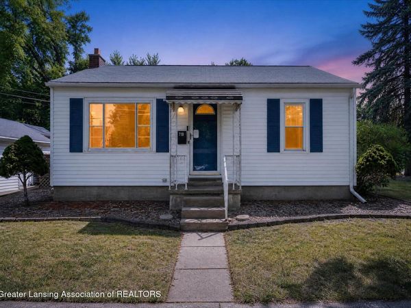 719 Poxson Avenue, Lansing, MI 48910