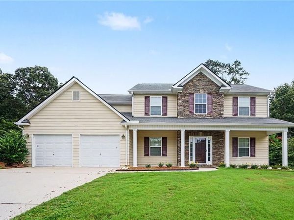 230 Stone Ridge Way , Covington, GA 30016