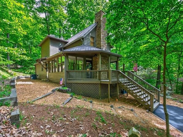 452 Bellflower Drive , Jasper, GA 30143