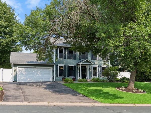 4601 Fairway Hills Drive, Eagan, MN 55123
