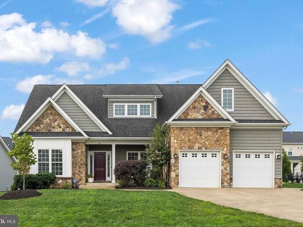 153 ABRAMS POINTE BOULEVARD, WINCHESTER, VA 22602