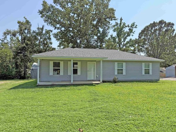 60 PRINCE PL , Savannah, TN 38372